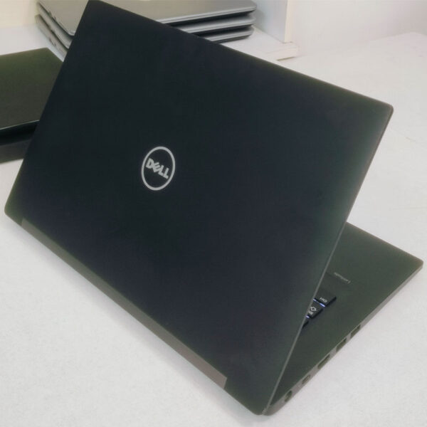 Dell latitude 7470 core i5 256 ssd /8 gb ram - Image 2